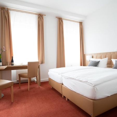 Nineofive Hotel เยนา ภายนอก รูปภาพ